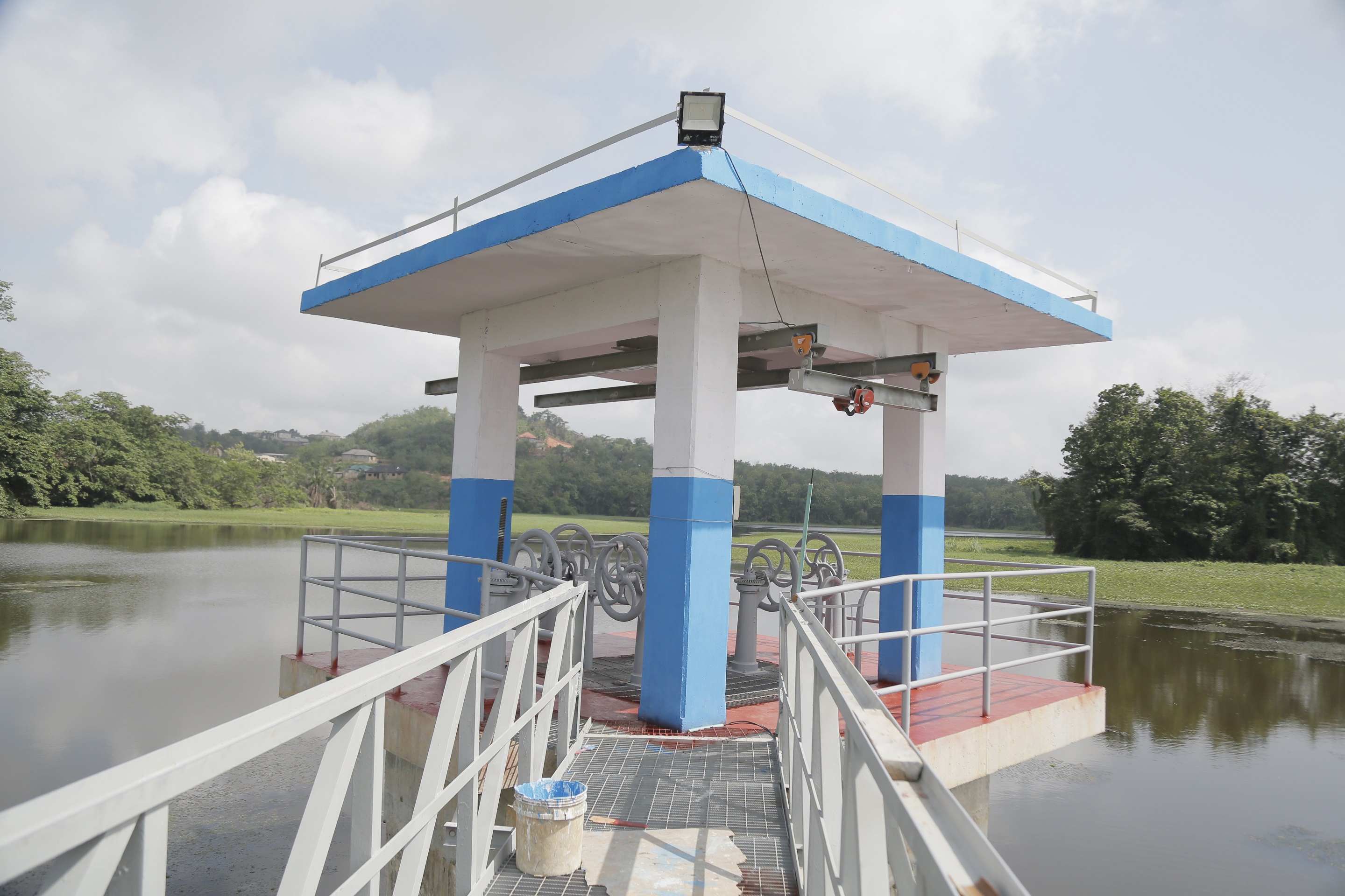 eleyele_dam_pix_intake_tower.